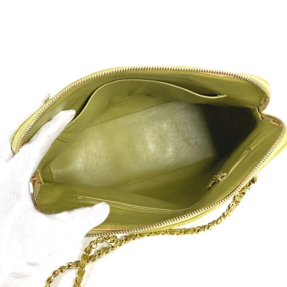 CHANEL Green Caviar Leather Shoulder Bag - Picture 12 of 16